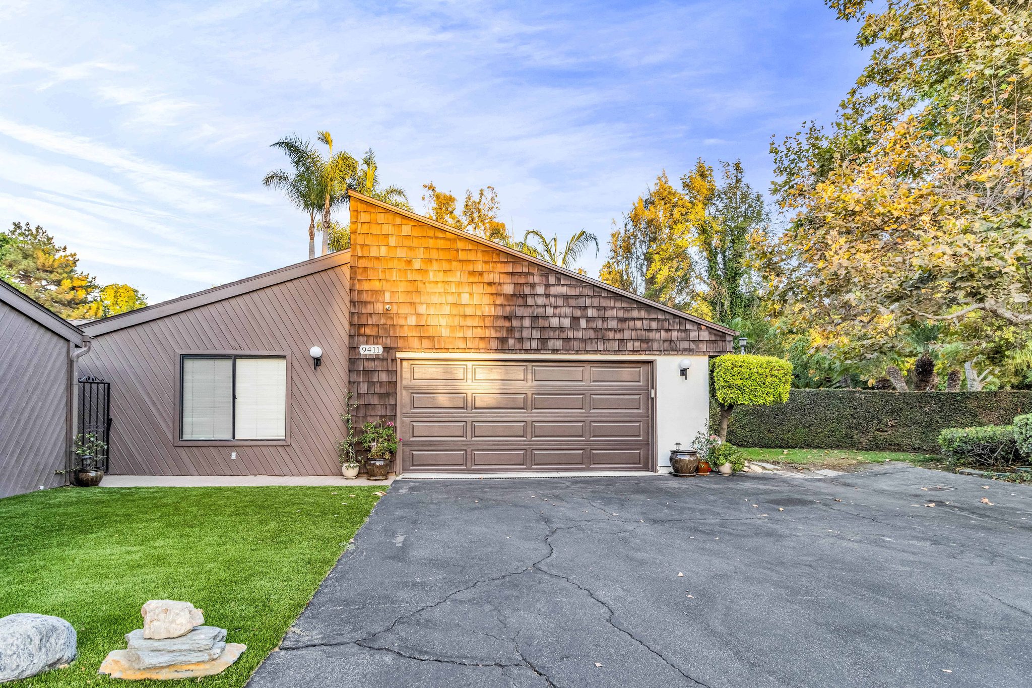 9411 Friendly Woods Ln – photo 2